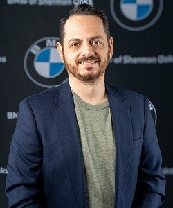 Staff member Solomon Arvatz from ID_eaf55eb81f83