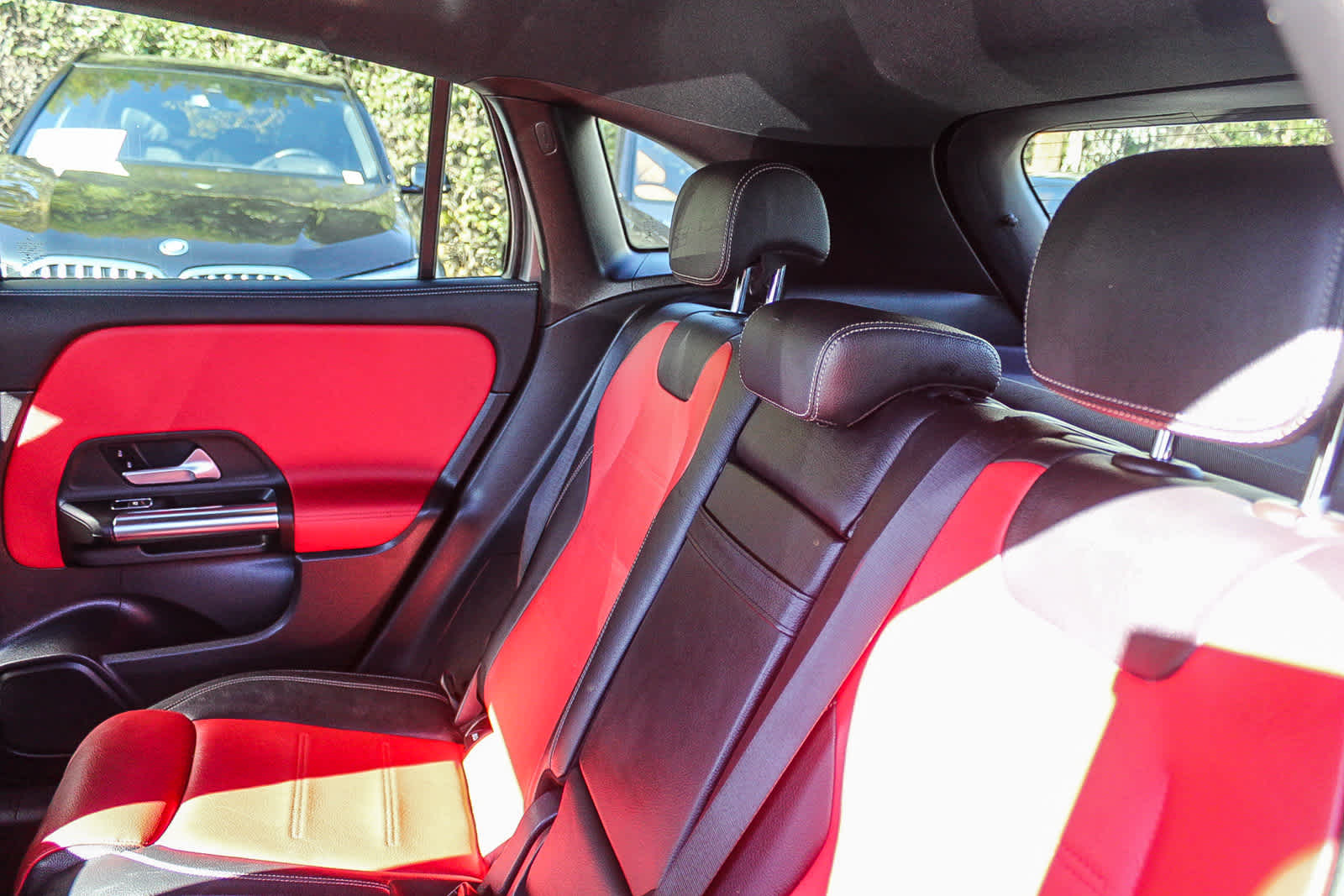 Thumbnail: 2021 Mercedes-Benz GLA - 18