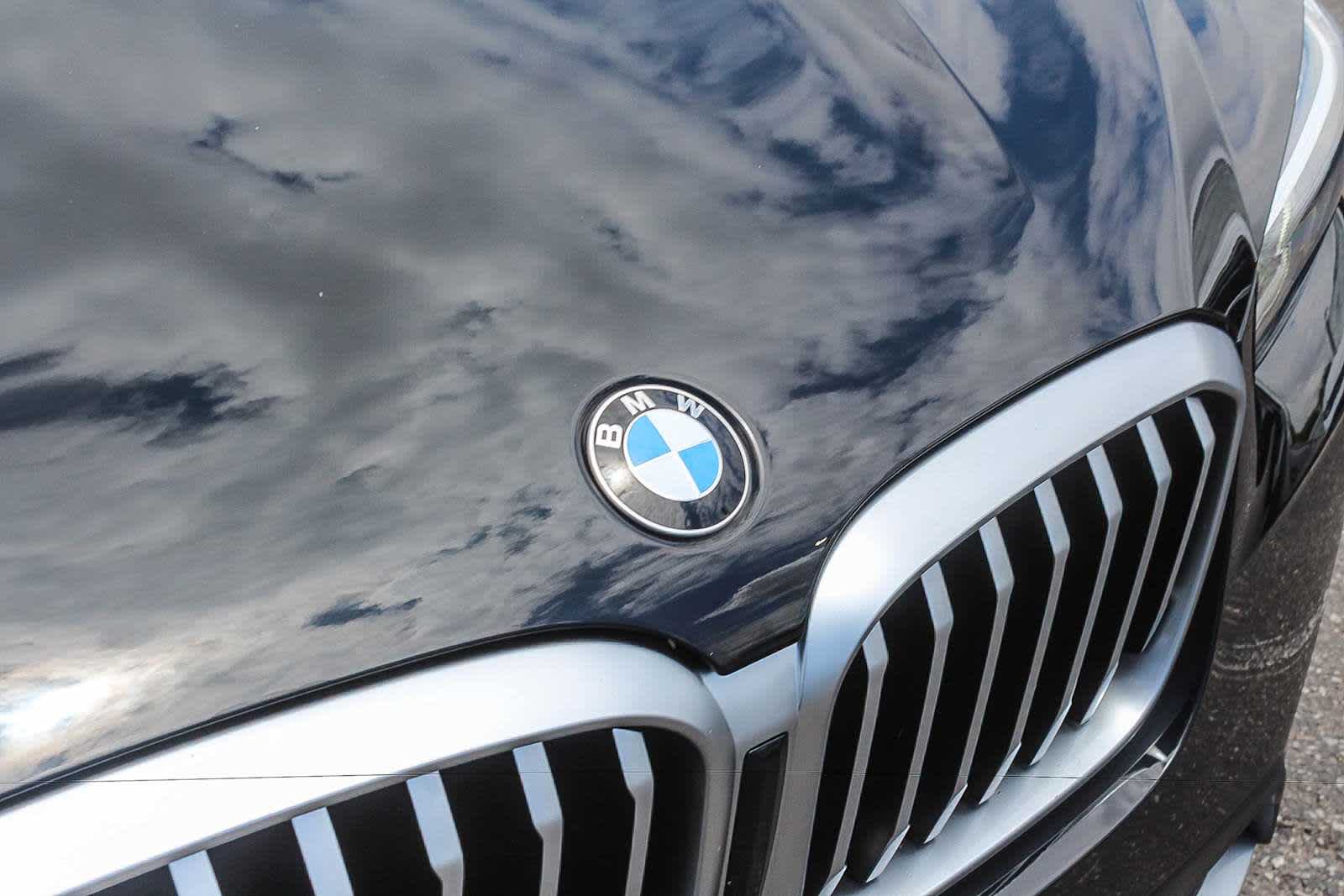 Thumbnail: 2023 BMW X3 - 11