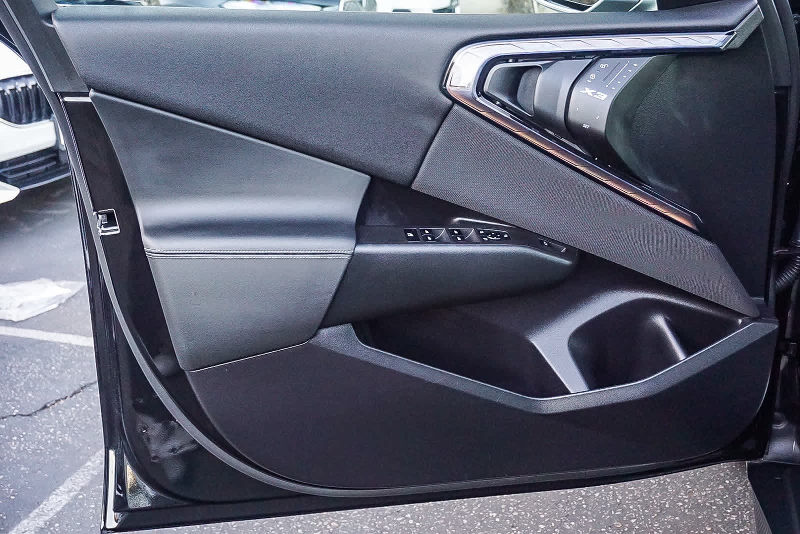 Thumbnail: 2025 BMW X3 - 23