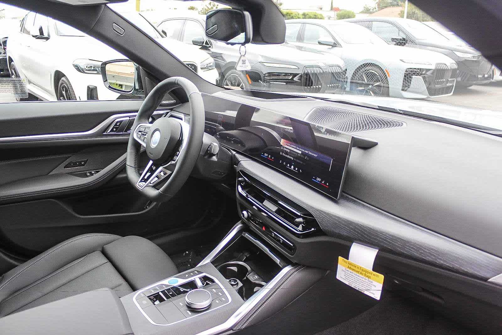 Thumbnail: 2026 BMW i4 - 14