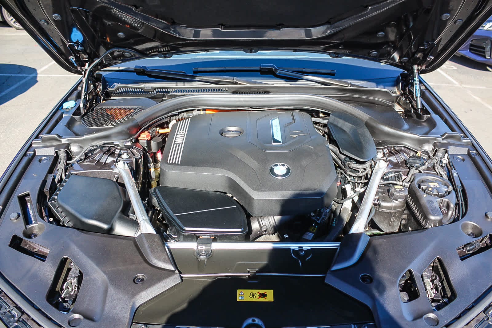 Thumbnail: 2023 BMW 5 Series - 26