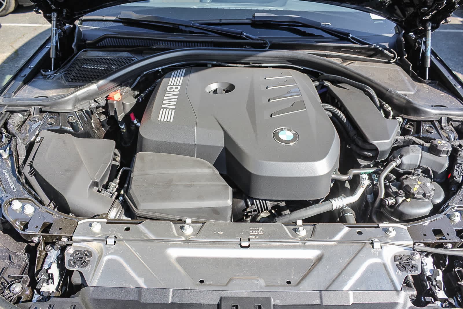 Thumbnail: 2026 BMW 3 Series - 26