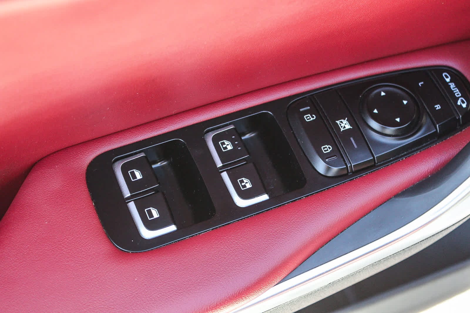 Thumbnail: 2019 Kia Stinger - 20