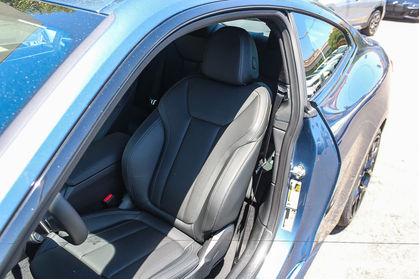 Thumbnail: 2027 BMW 4 Series - 24