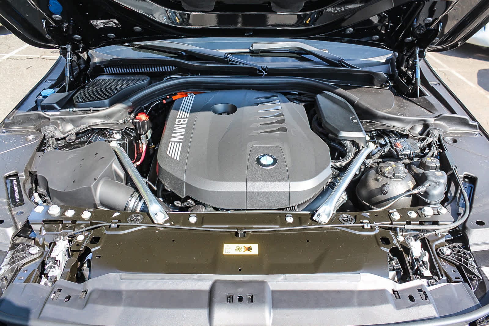 Thumbnail: 2026 BMW 5 Series - 26