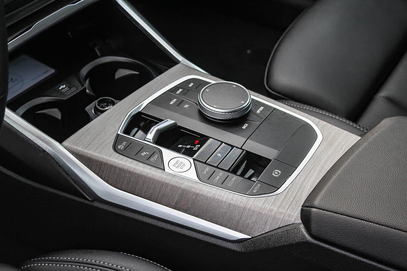 Thumbnail: 2026 BMW 3 Series - 28