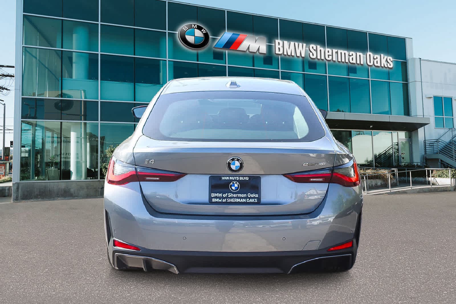 Thumbnail: 2026 BMW i4 - 5