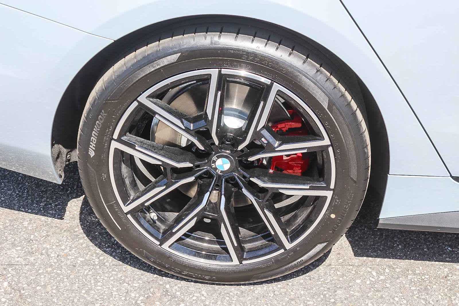 Thumbnail: 2026 BMW i4 - 14