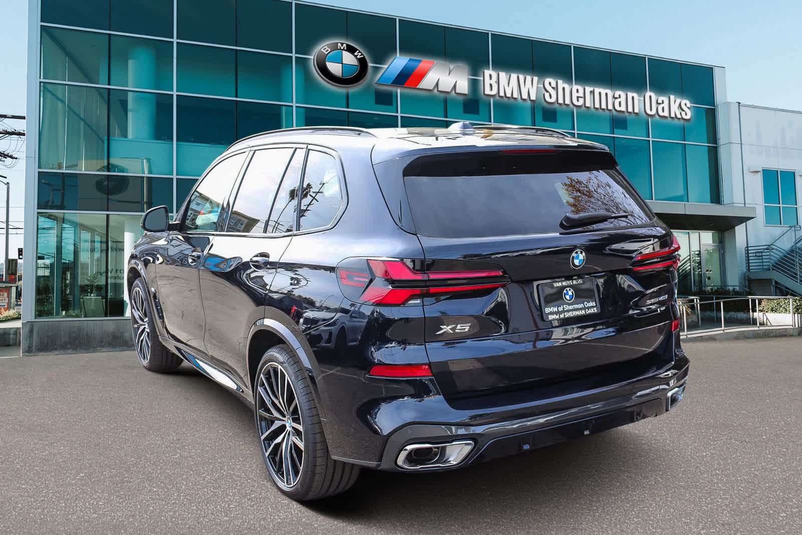 Thumbnail: 2026 BMW X5 - 6