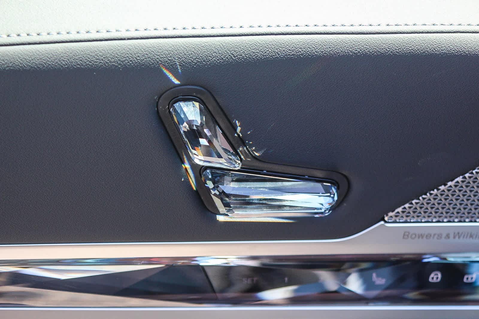 Thumbnail: 2026 BMW 7 Series - 21