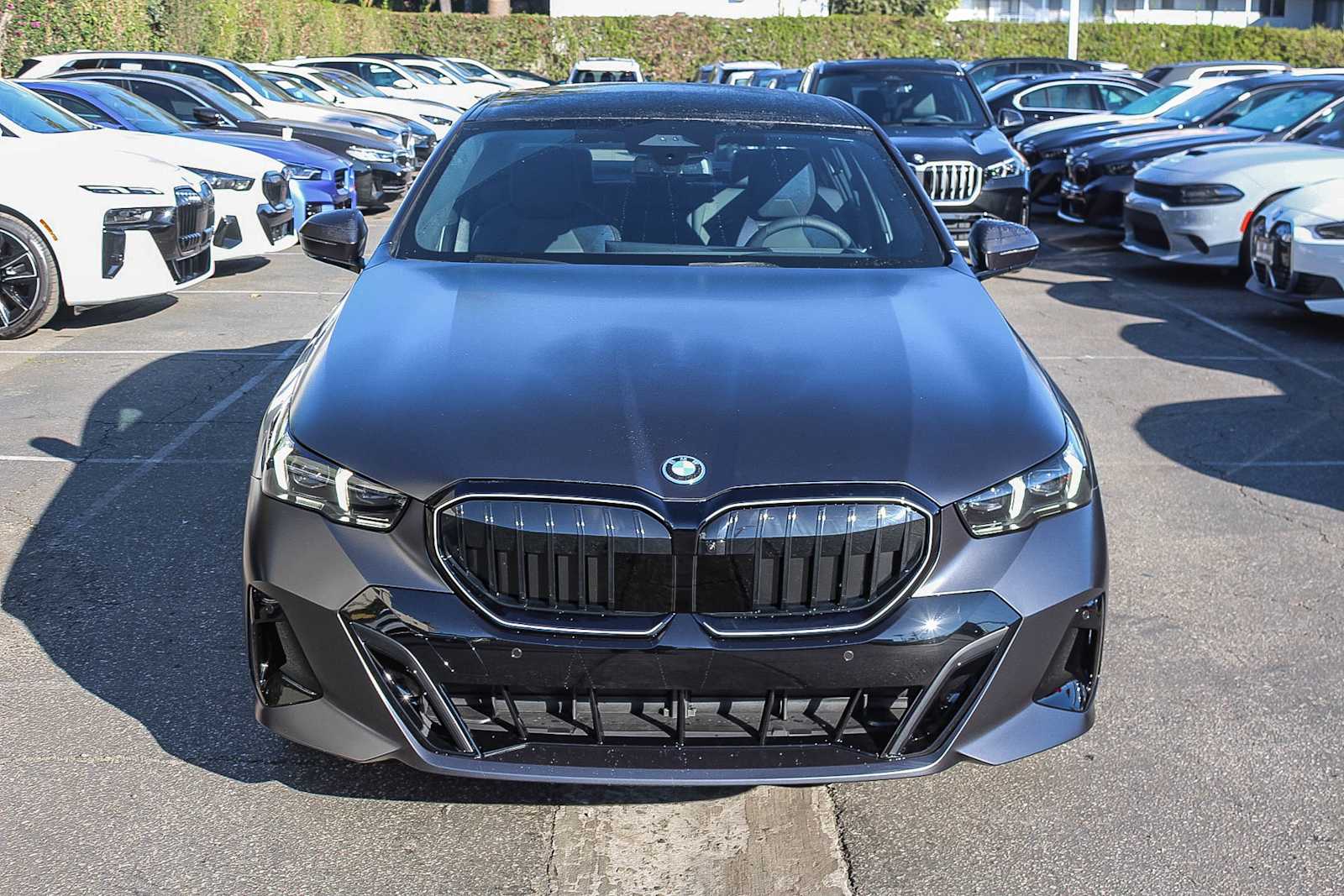 Thumbnail: 2026 BMW 5 Series - 2