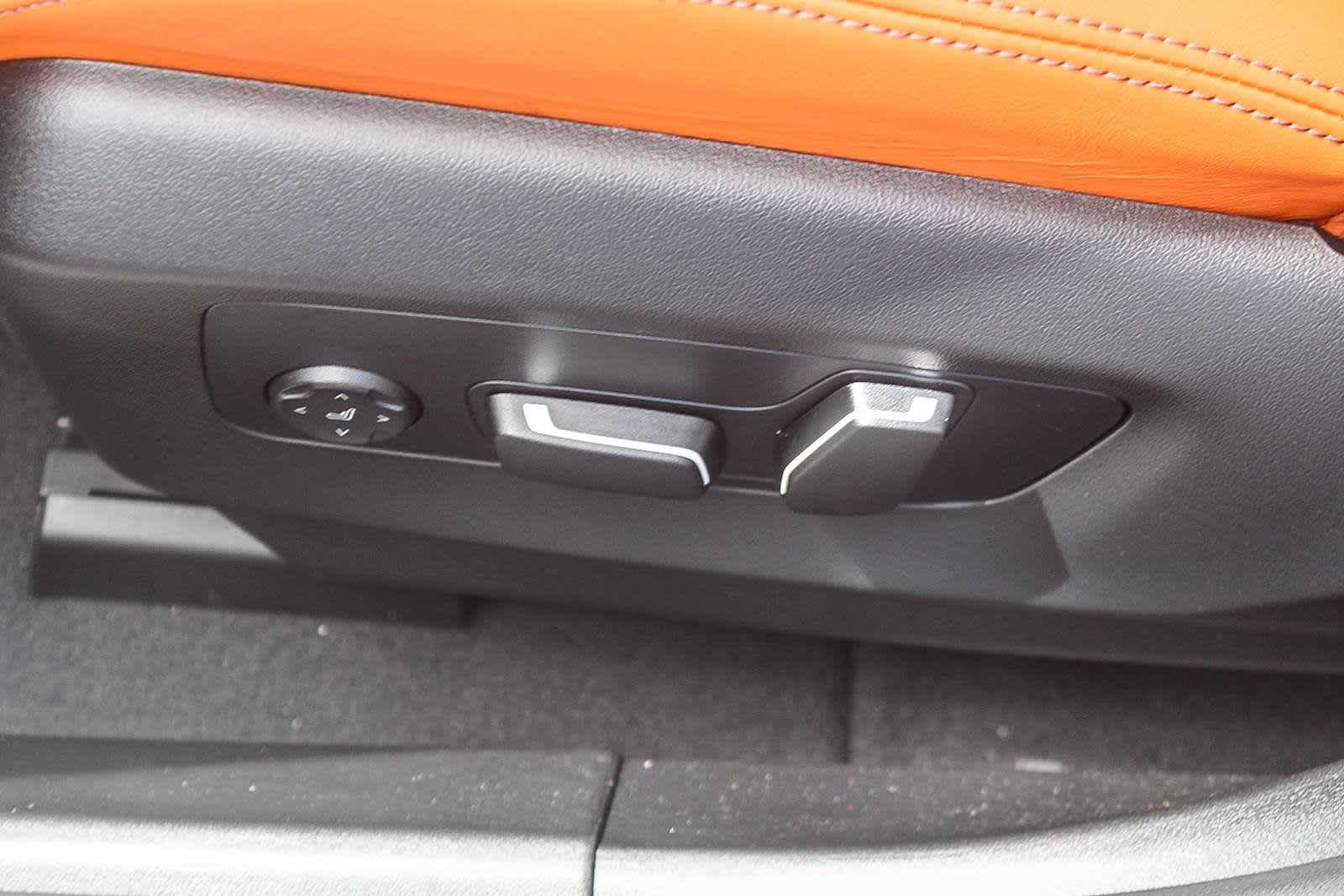 Thumbnail: 2026 BMW M5 - 21