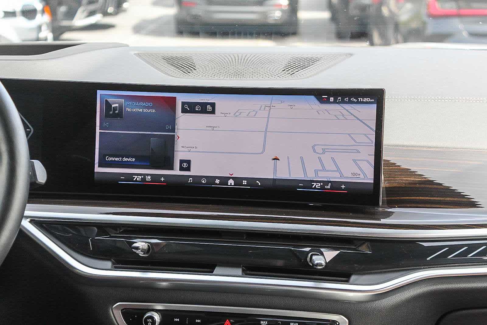 Thumbnail: 2025 BMW X7 - 14