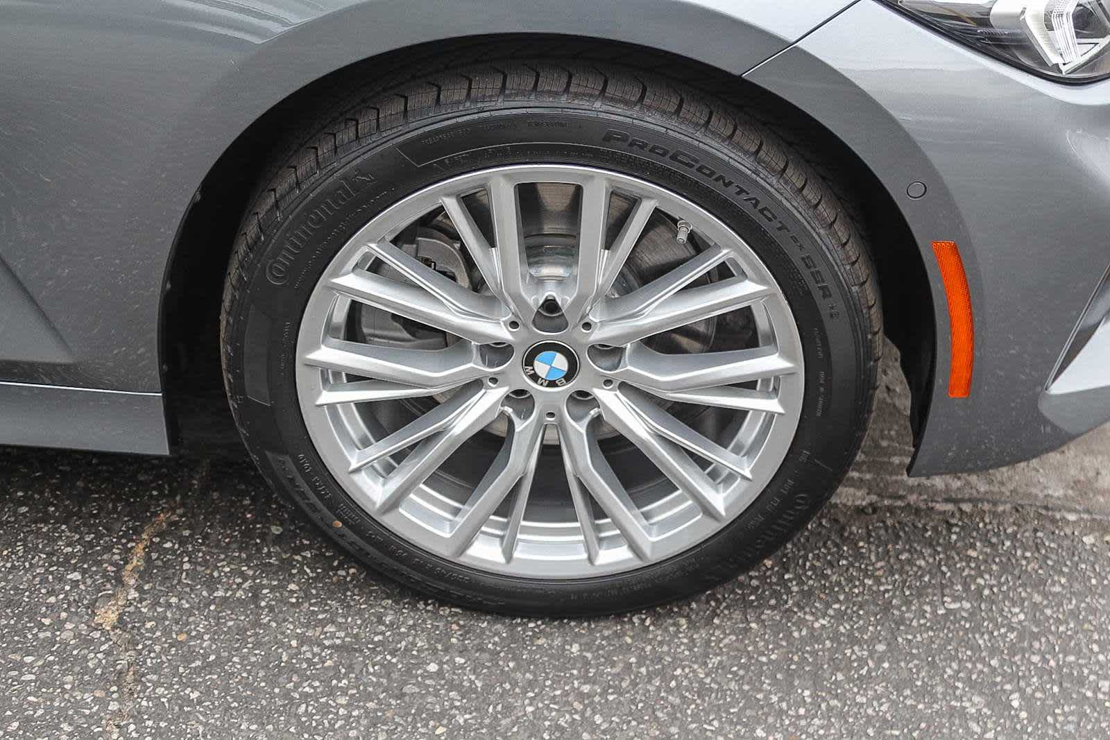 Thumbnail: 2024 BMW 3 Series - 9