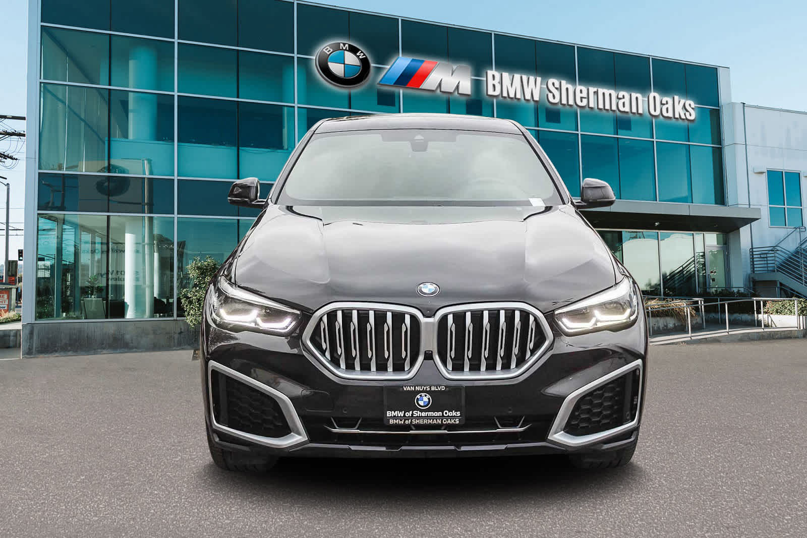 Thumbnail: 2023 BMW X6 - 2