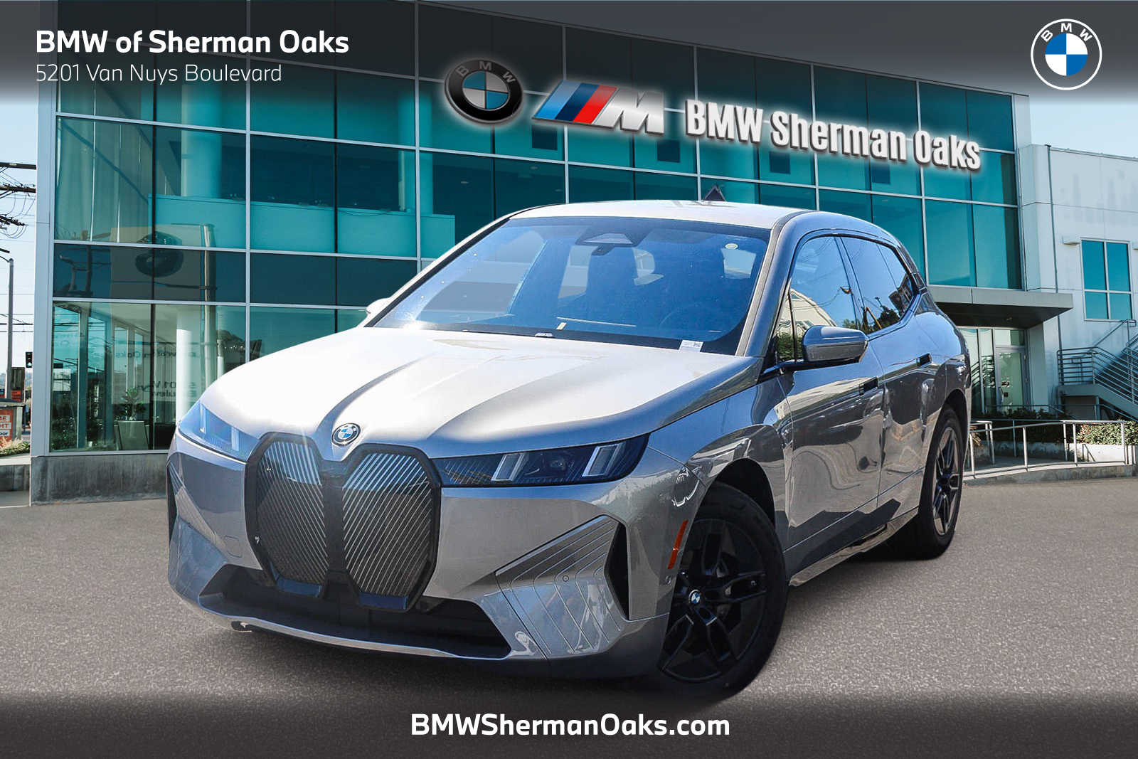 Thumbnail: 2026 BMW iX - 1