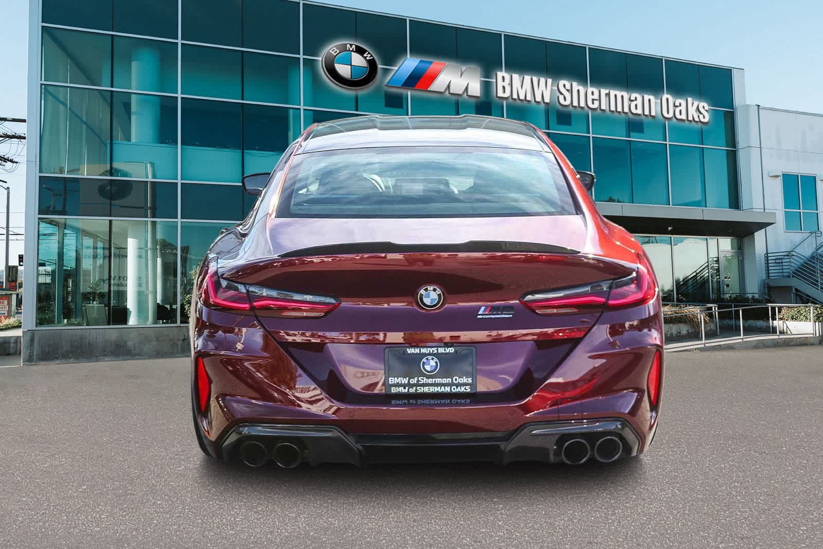 Thumbnail: 2025 BMW M8 - 5