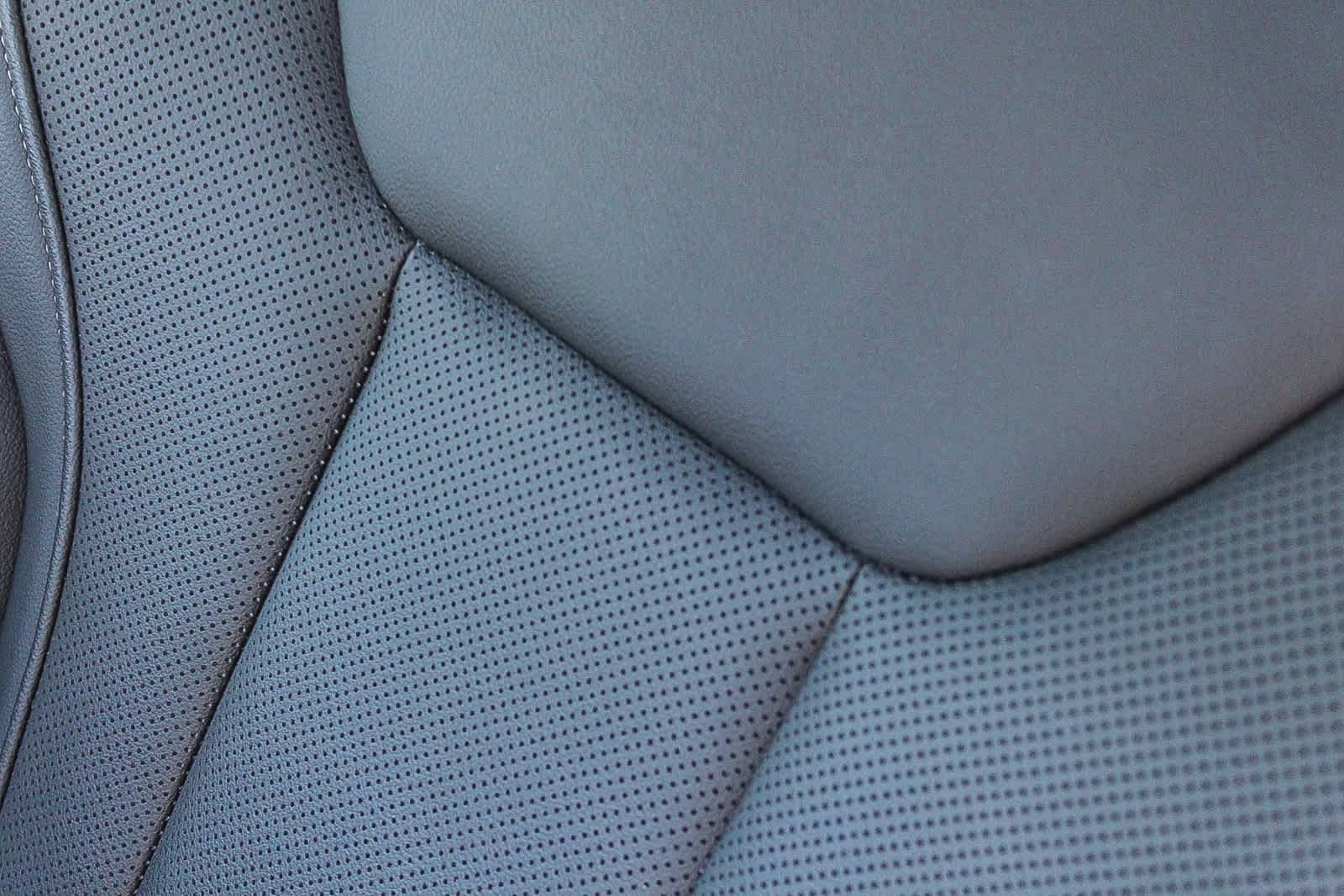 Thumbnail: 2023 BMW 3 Series - 24