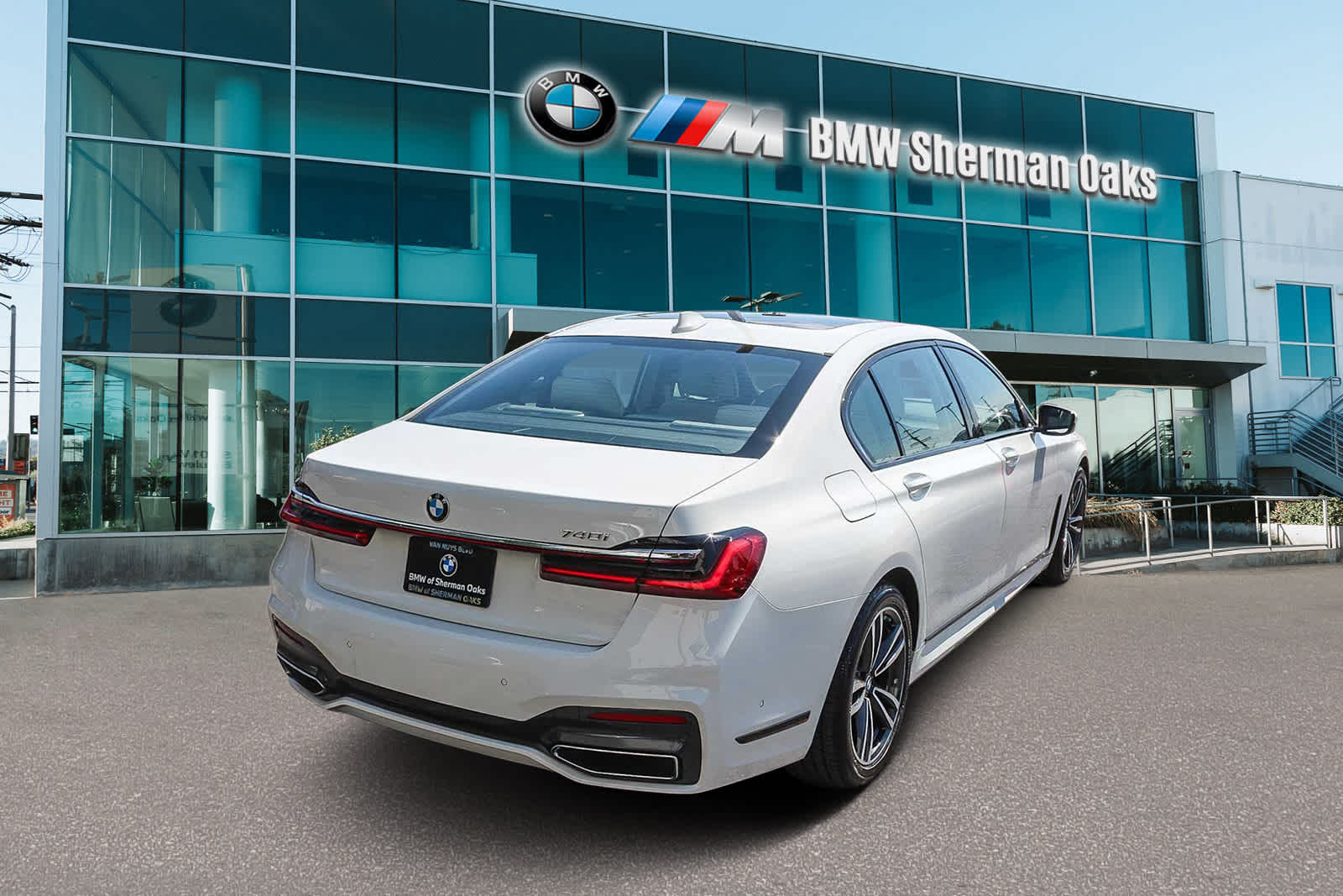 Thumbnail: 2022 BMW 7 Series - 4