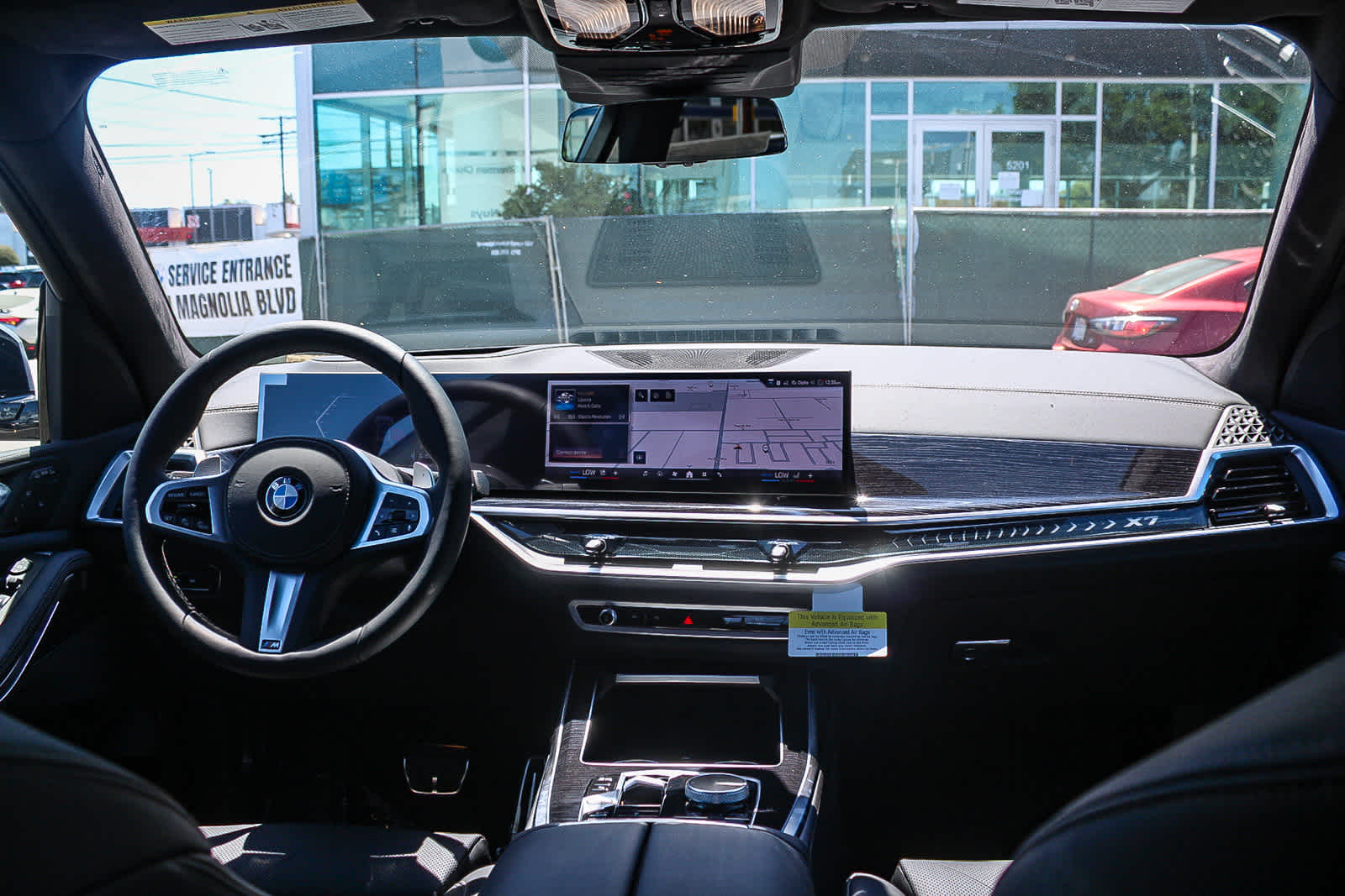 Thumbnail: 2026 BMW X7 - 12