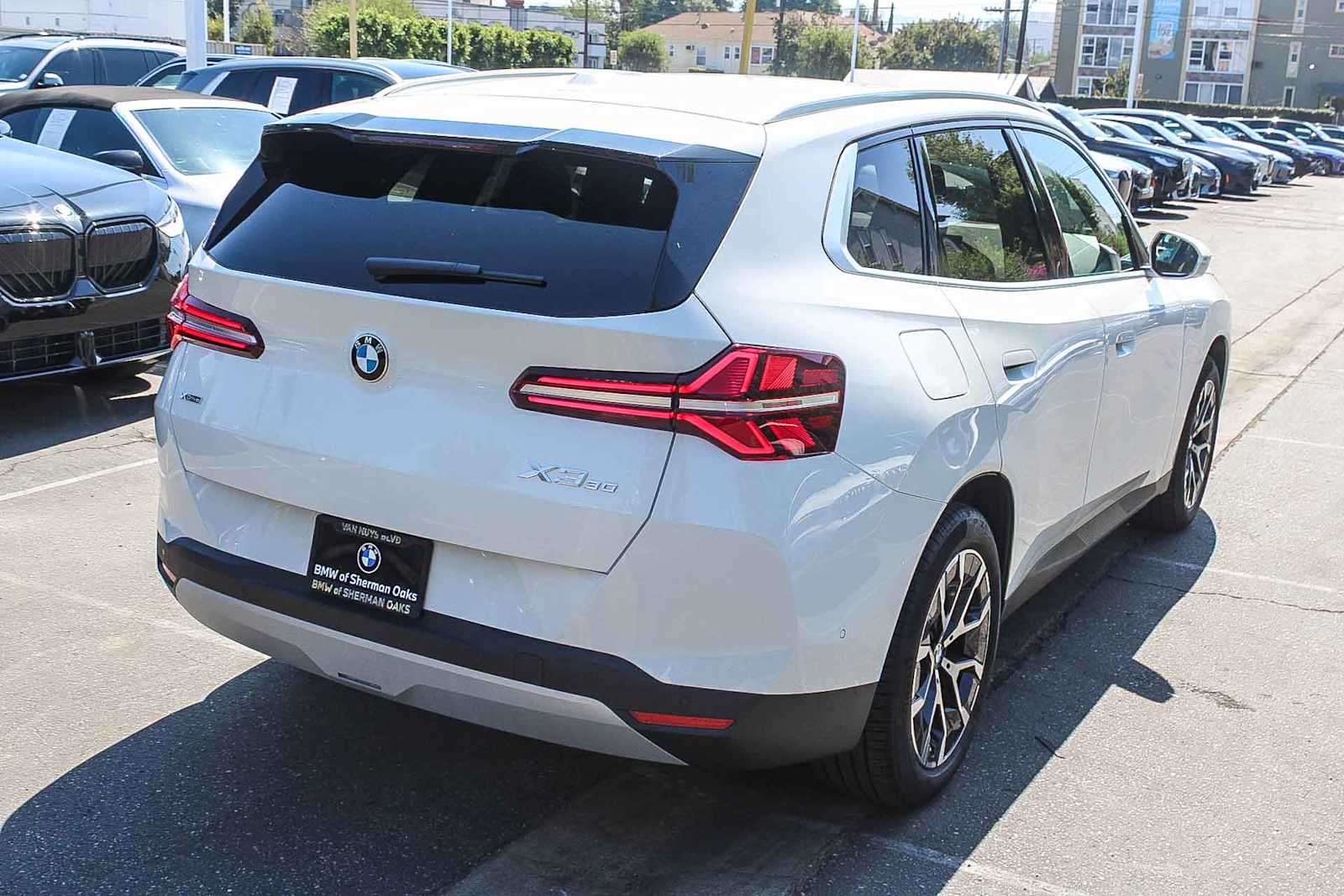 Thumbnail: 2026 BMW X3 - 4