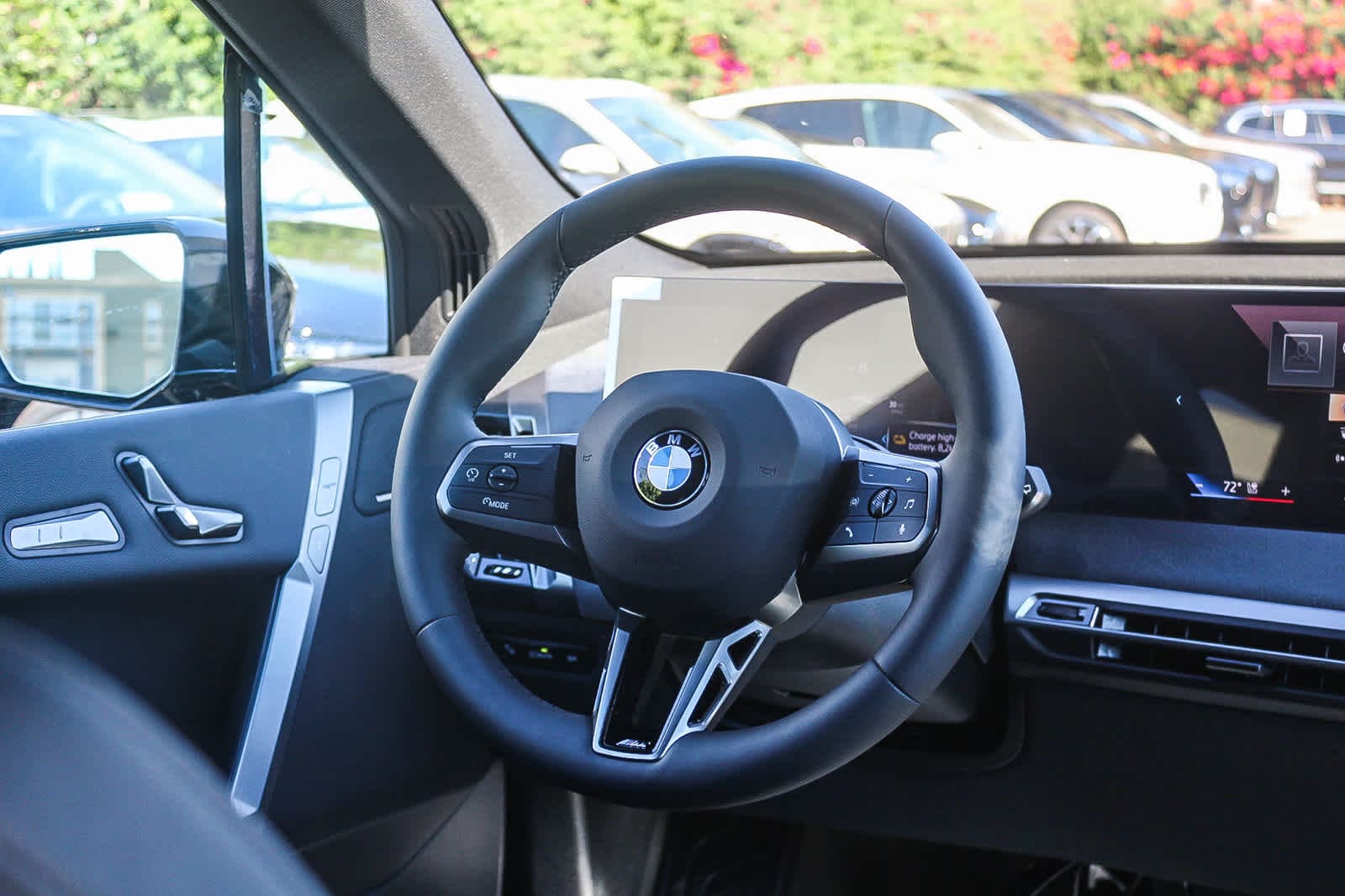 Thumbnail: 2026 BMW iX - 15