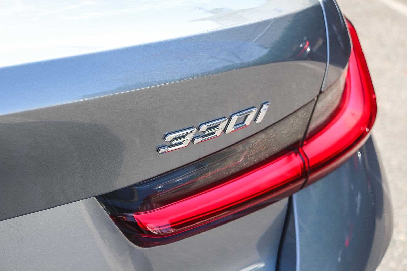 Thumbnail: 2026 BMW 3 Series - 25