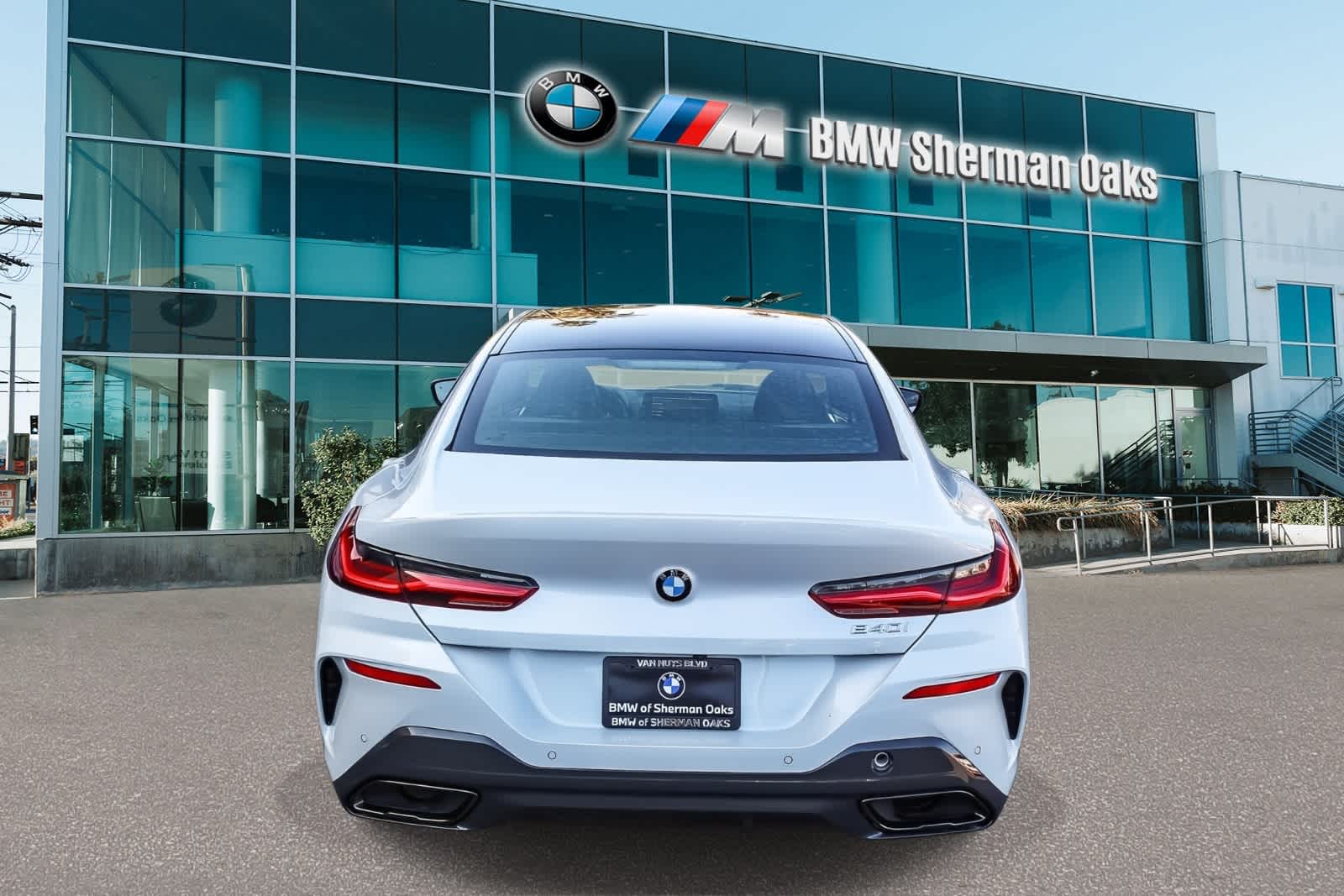 Thumbnail: 2026 BMW 8 Series - 5
