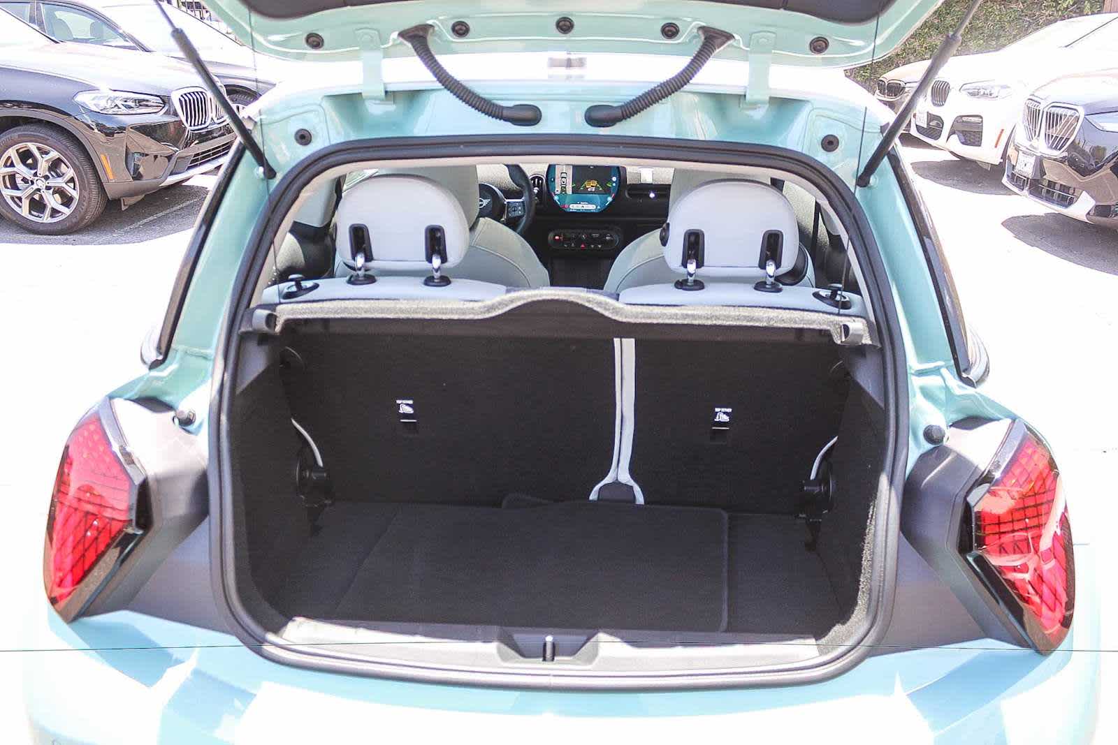 Thumbnail: 2025 MINI Cooper Hardtop - 26