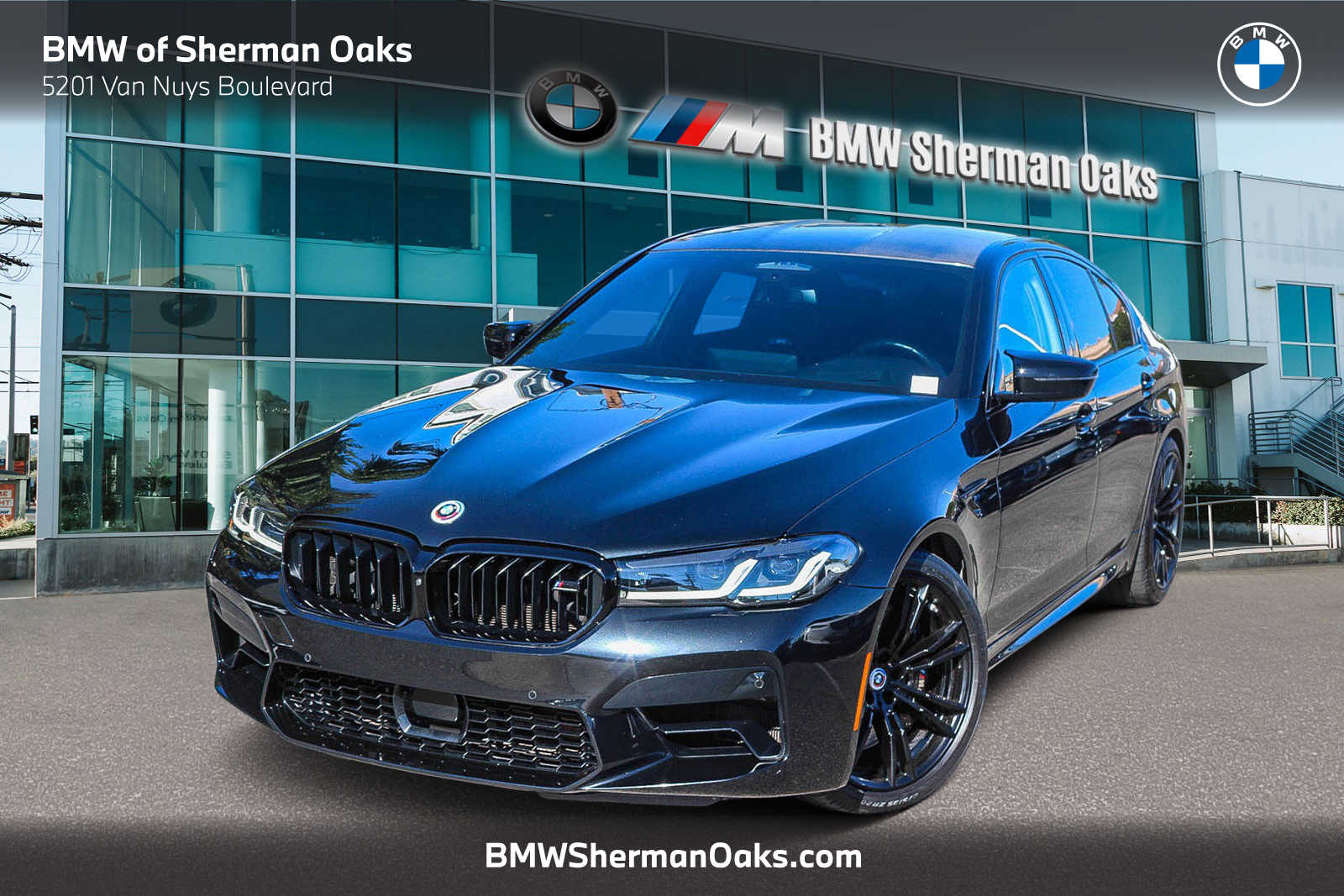 Thumbnail: 2023 BMW M5 - 1