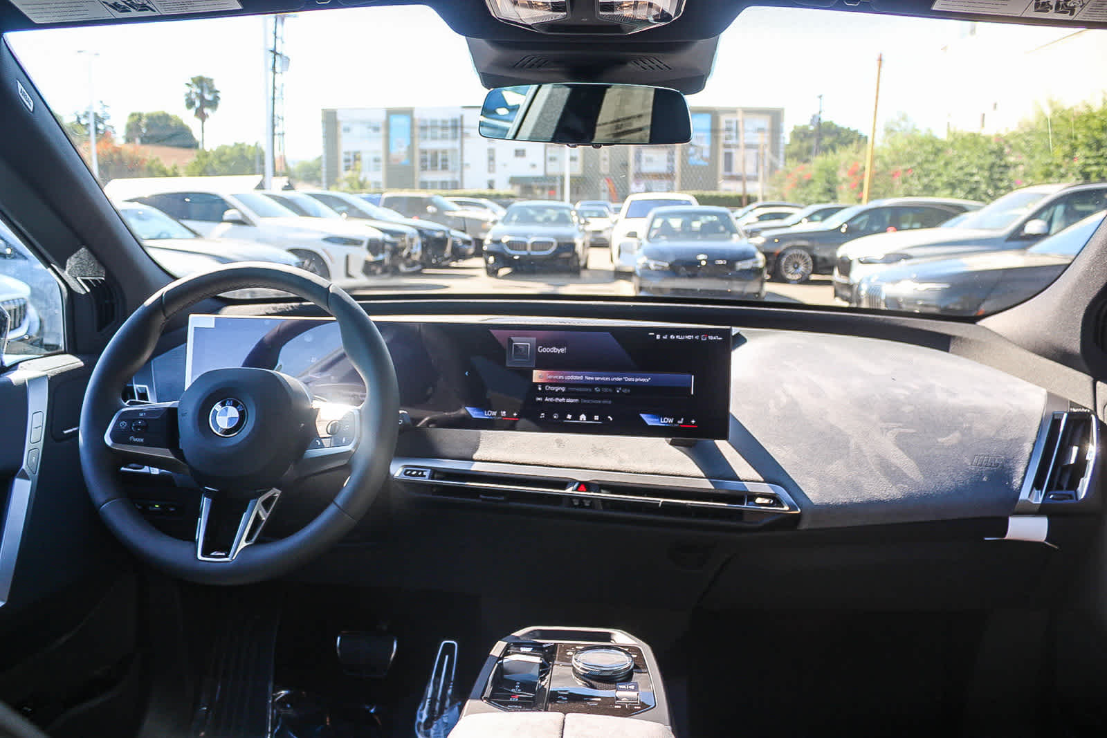 Thumbnail: 2026 BMW iX - 12