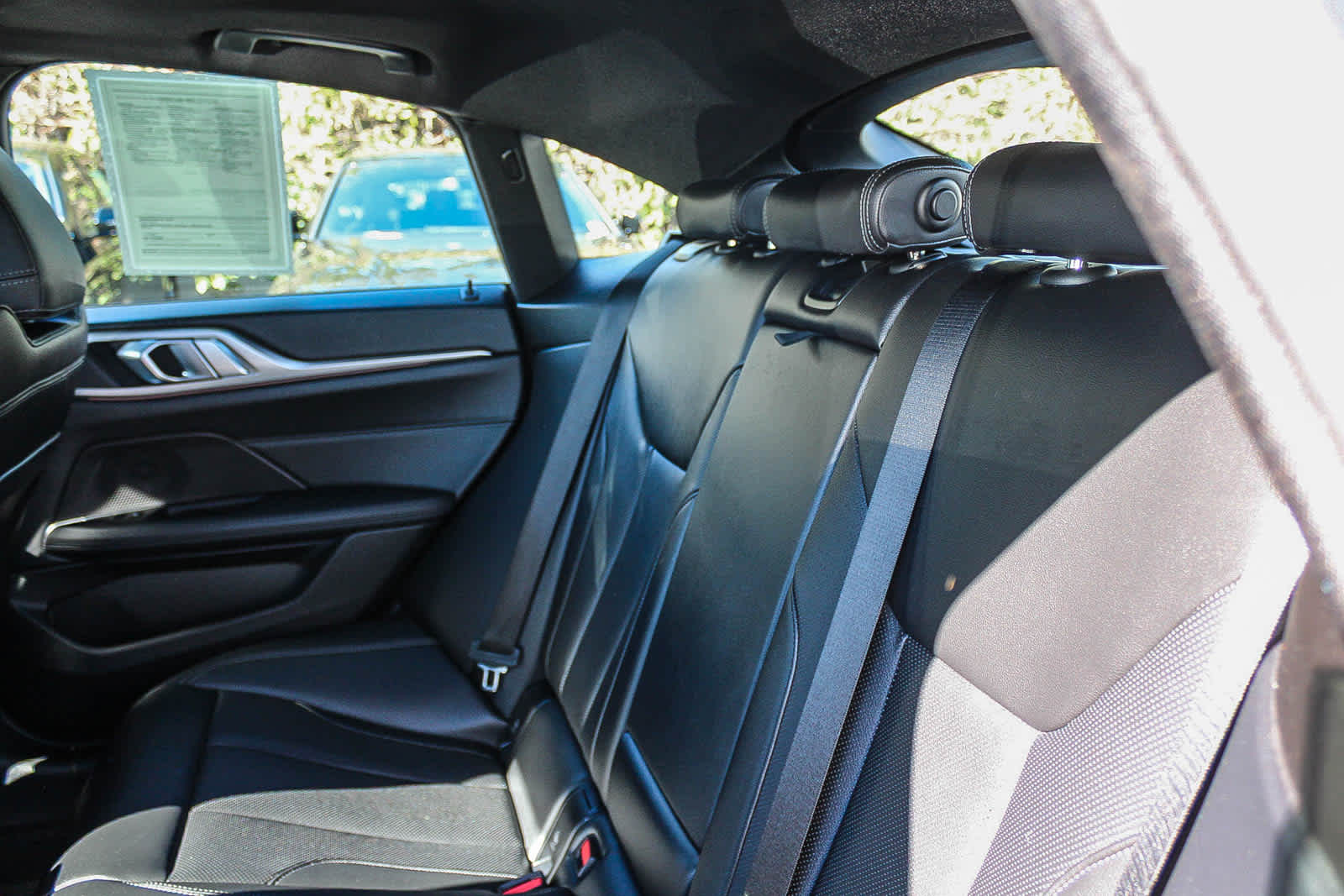 Thumbnail: 2022 BMW 4 Series - 17