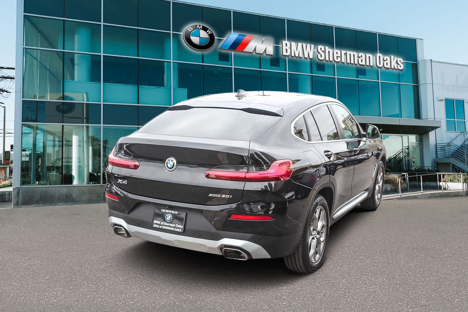 Thumbnail: 2022 BMW X4 - 4