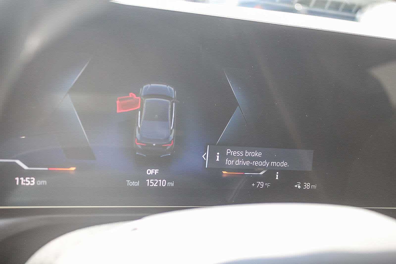 Thumbnail: 2023 BMW i4 - 22