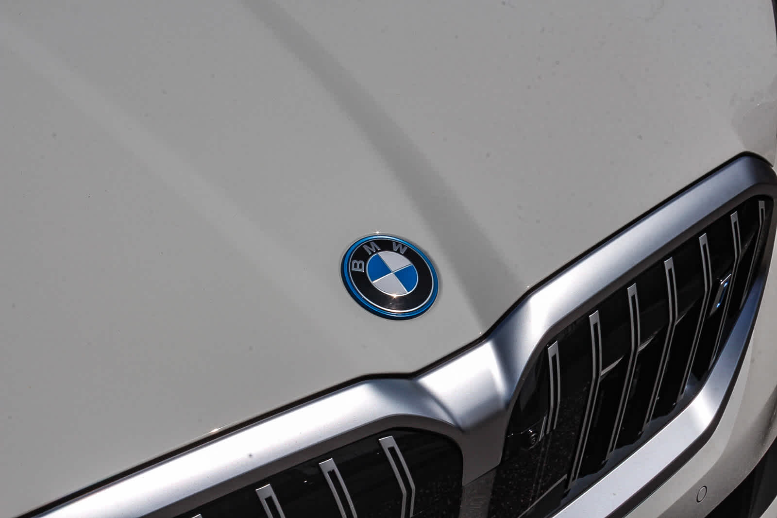 Thumbnail: 2025 BMW i5 - 11
