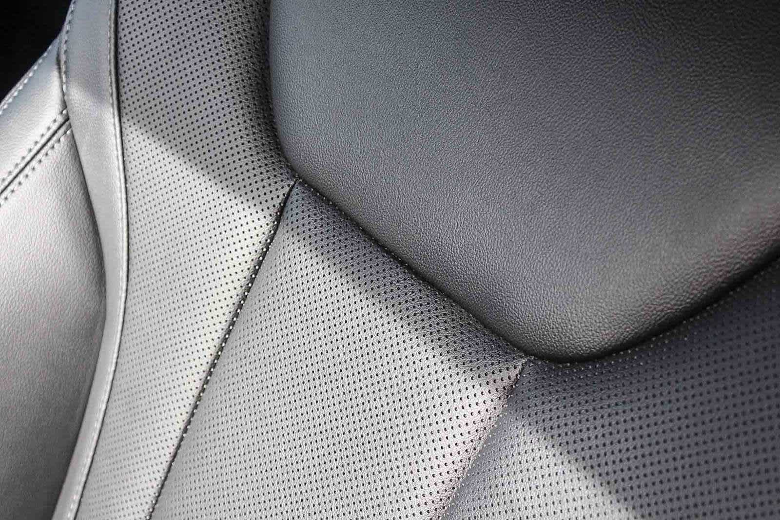 Thumbnail: 2023 BMW X4 - 24