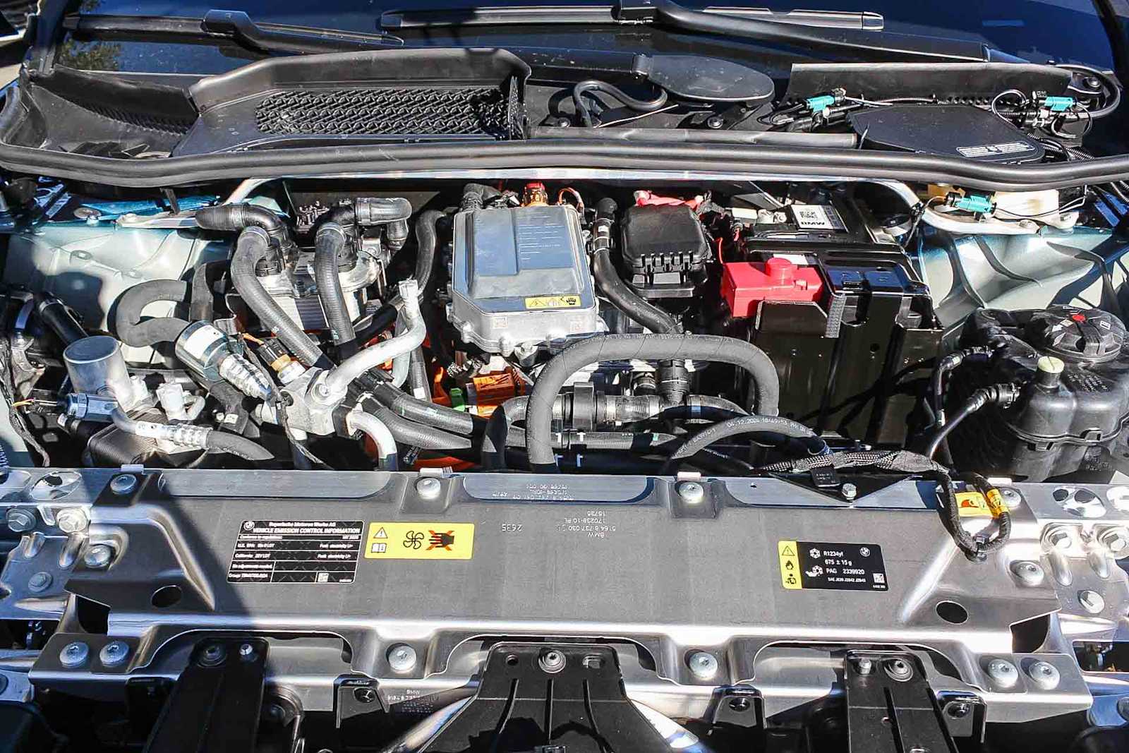 Thumbnail: 2026 BMW iX - 26