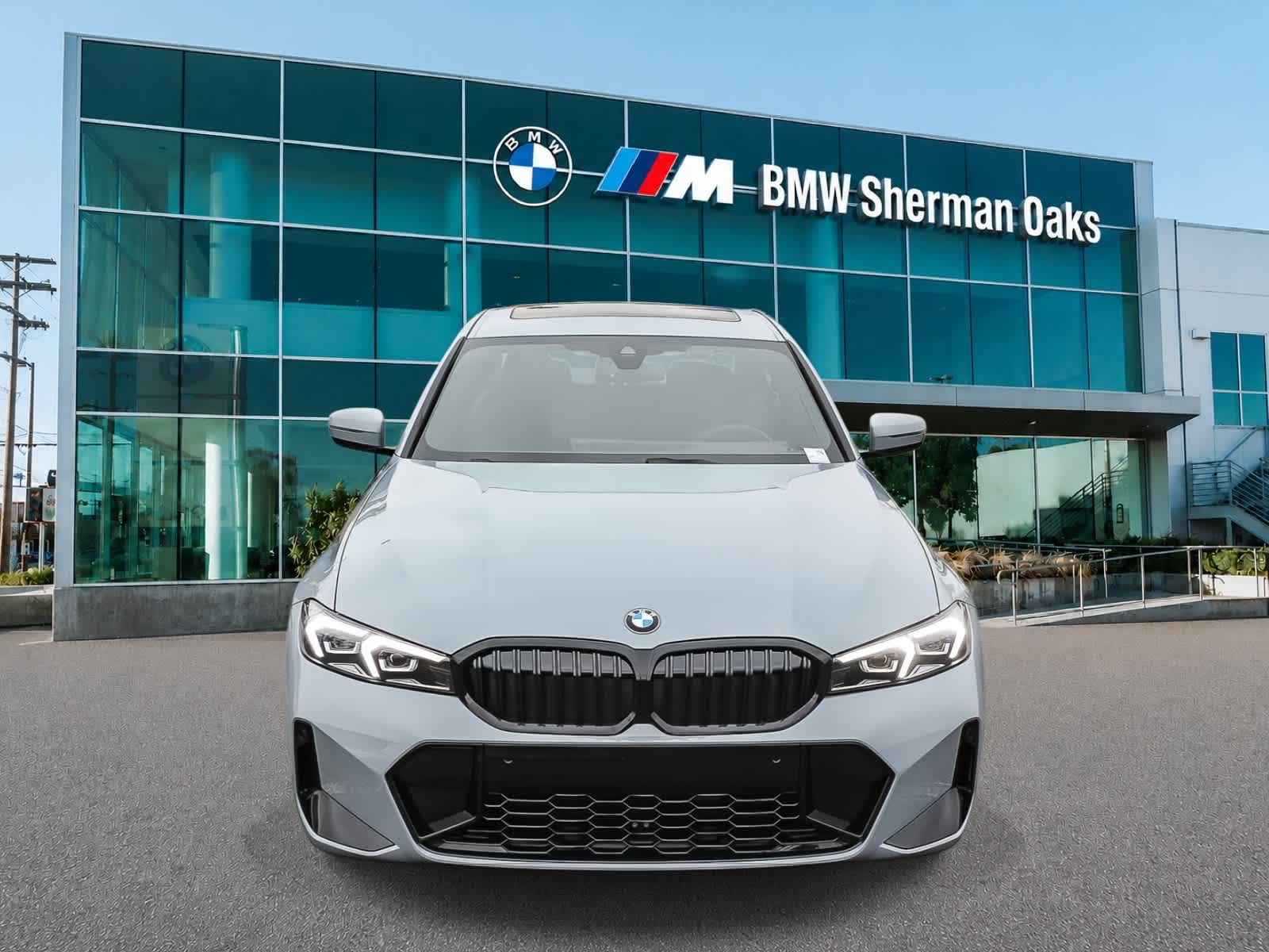 Thumbnail: 2026 BMW 3 Series - 2