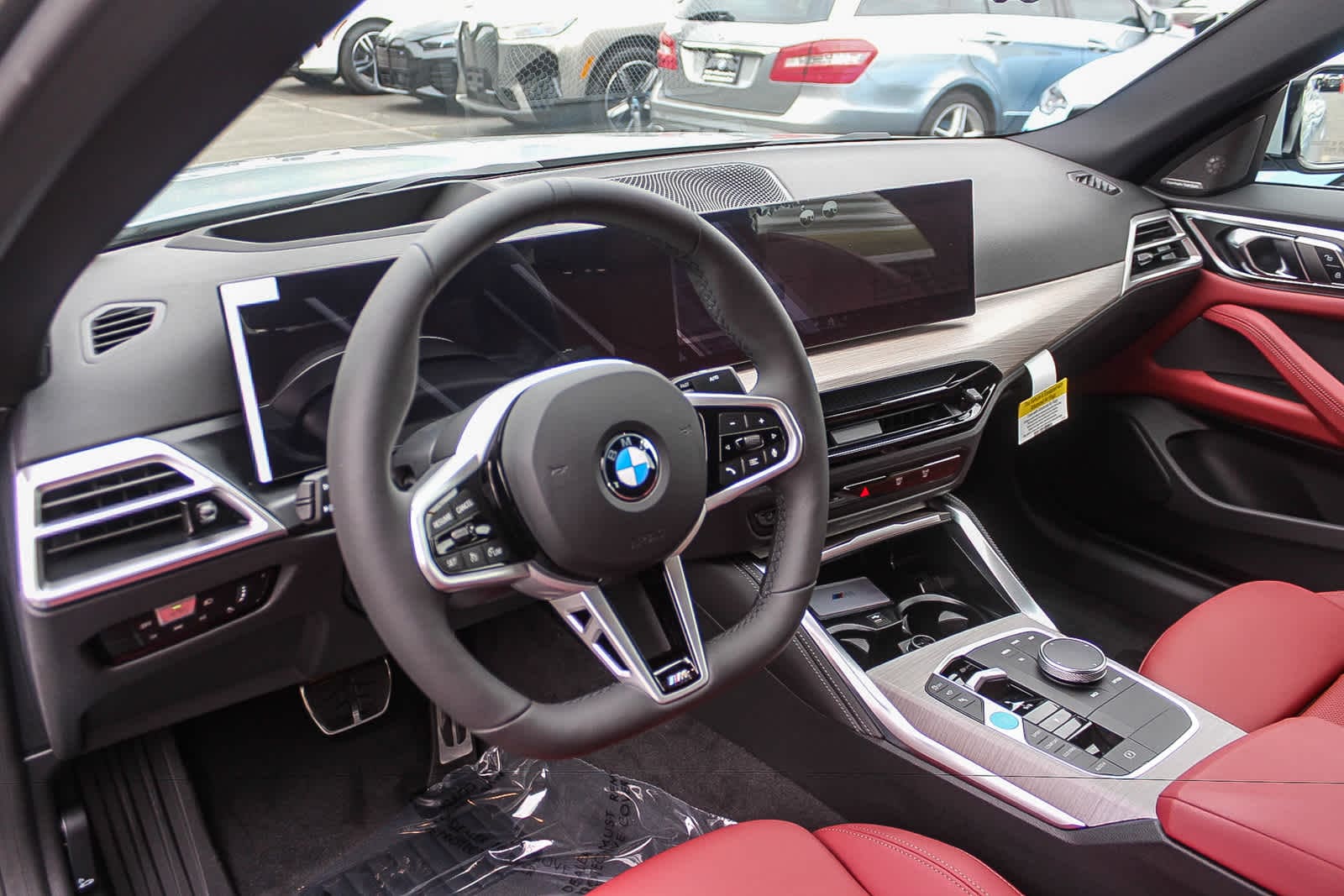 Thumbnail: 2026 BMW i4 - 16
