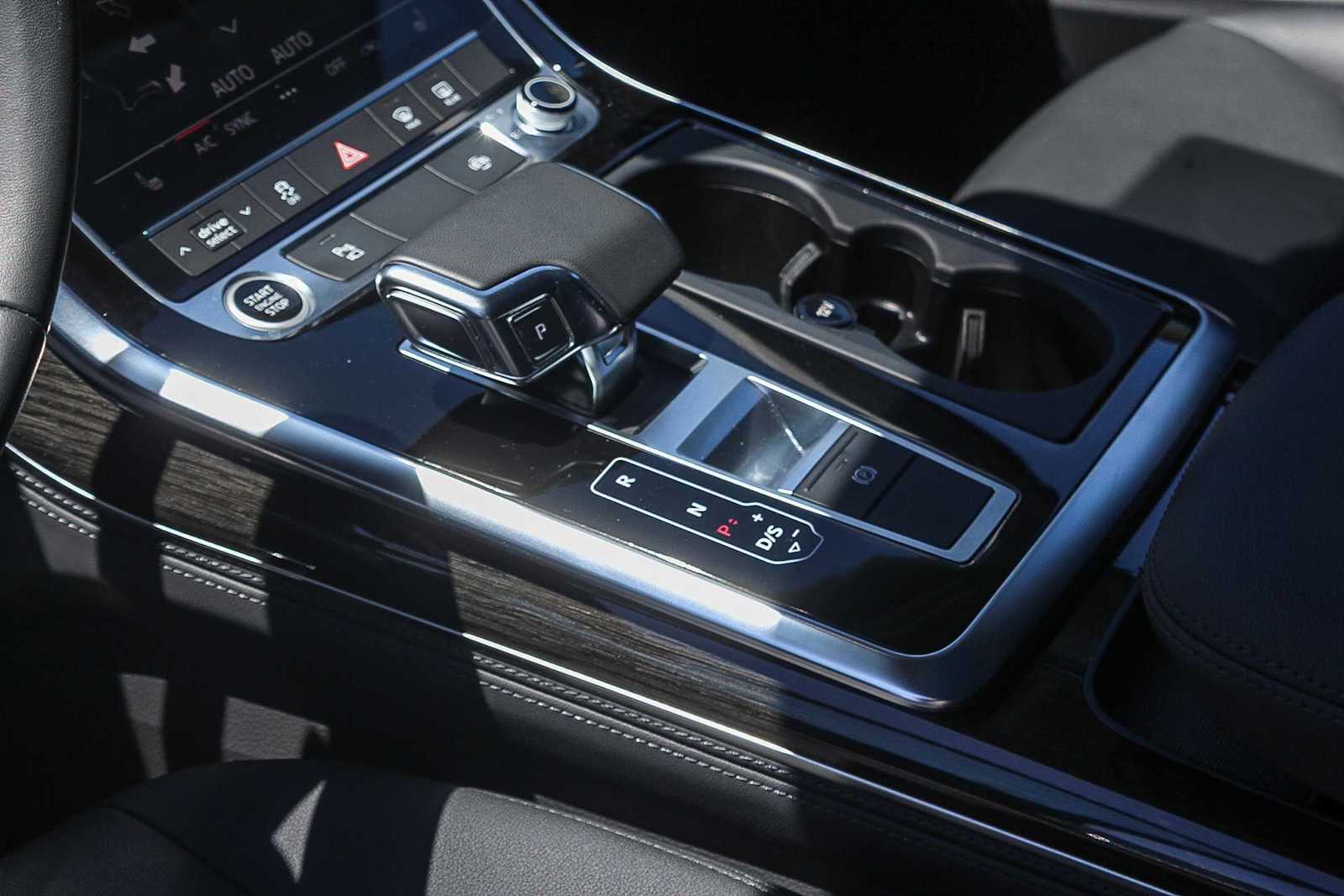 Thumbnail: 2023 Audi Q7 - 19