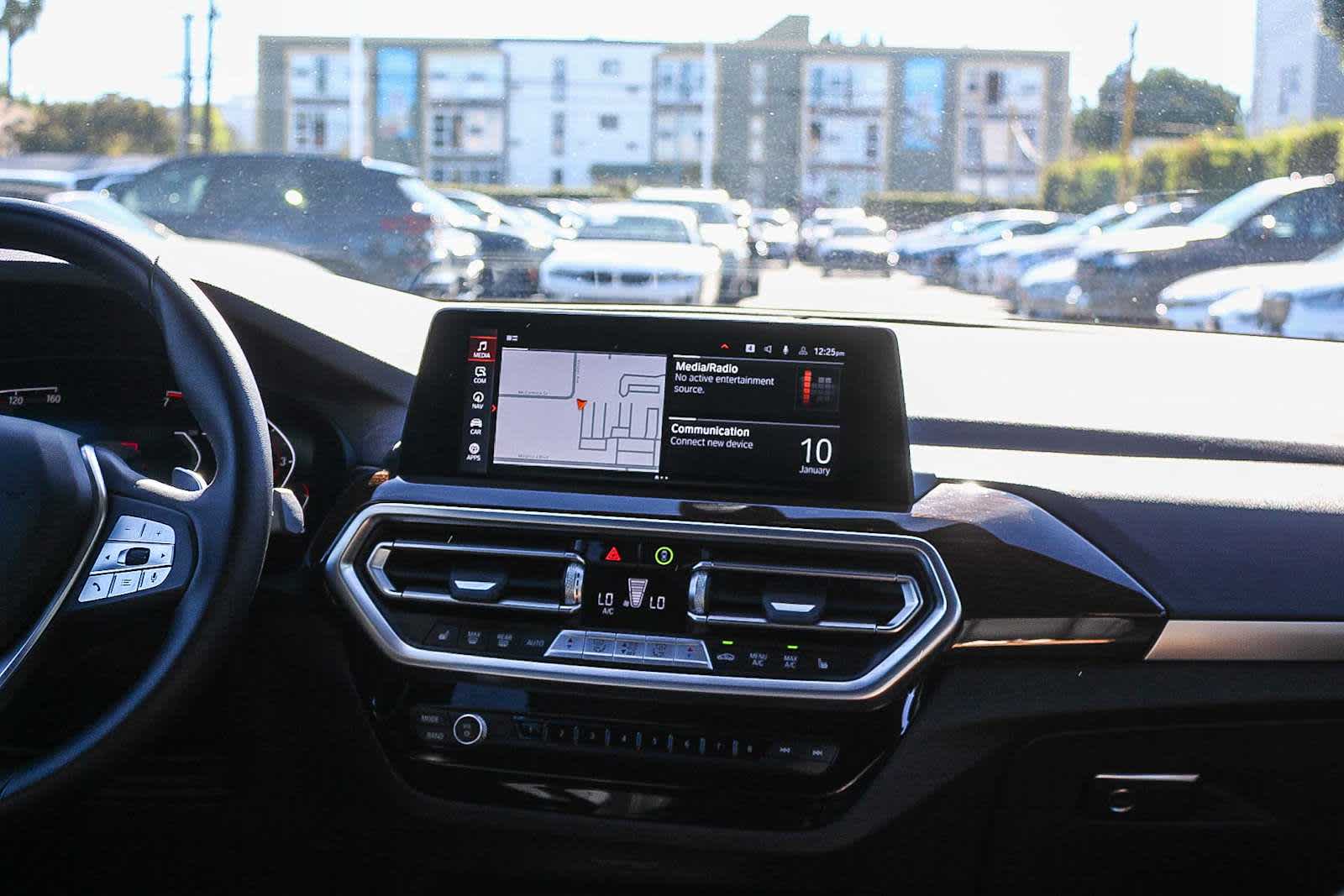 Thumbnail: 2024 BMW X3 - 13