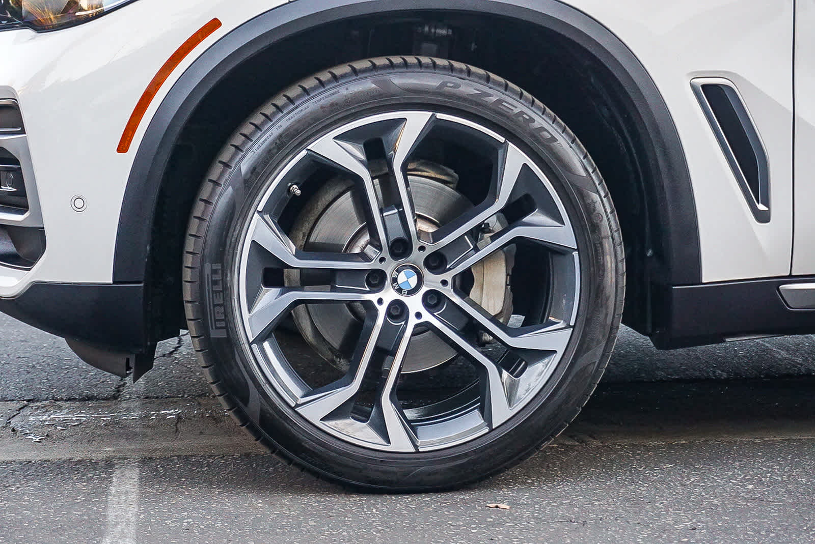 Thumbnail: 2022 BMW X5 - 9