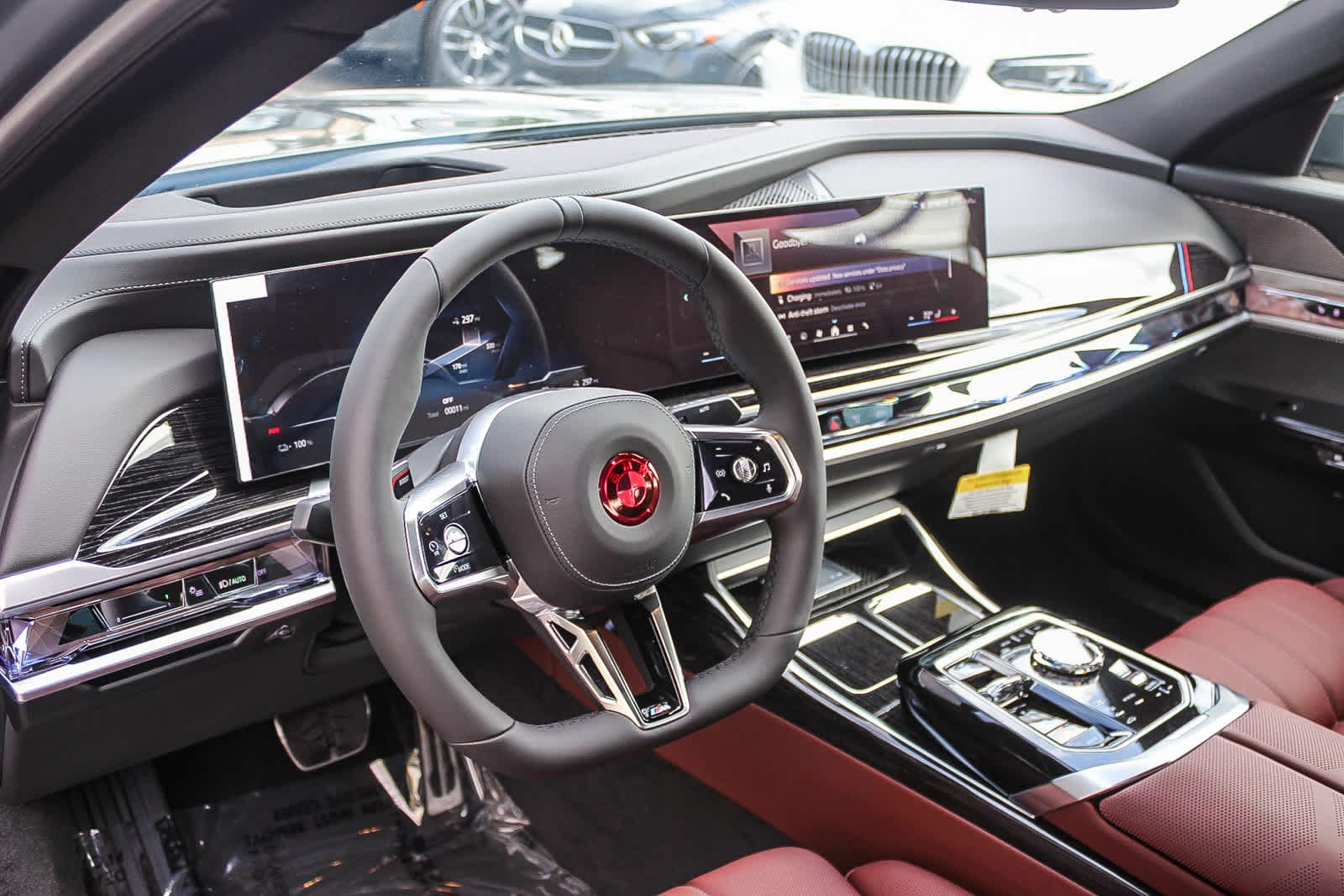 Thumbnail: 2026 BMW i7 - 17