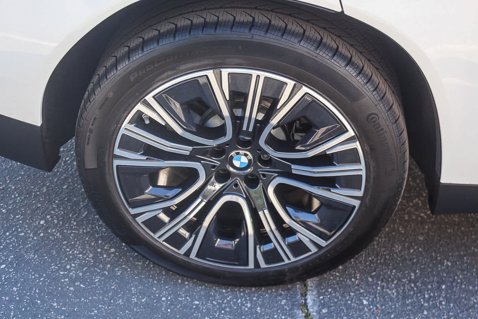 2025 BMW X3 30 xDrive photo 3