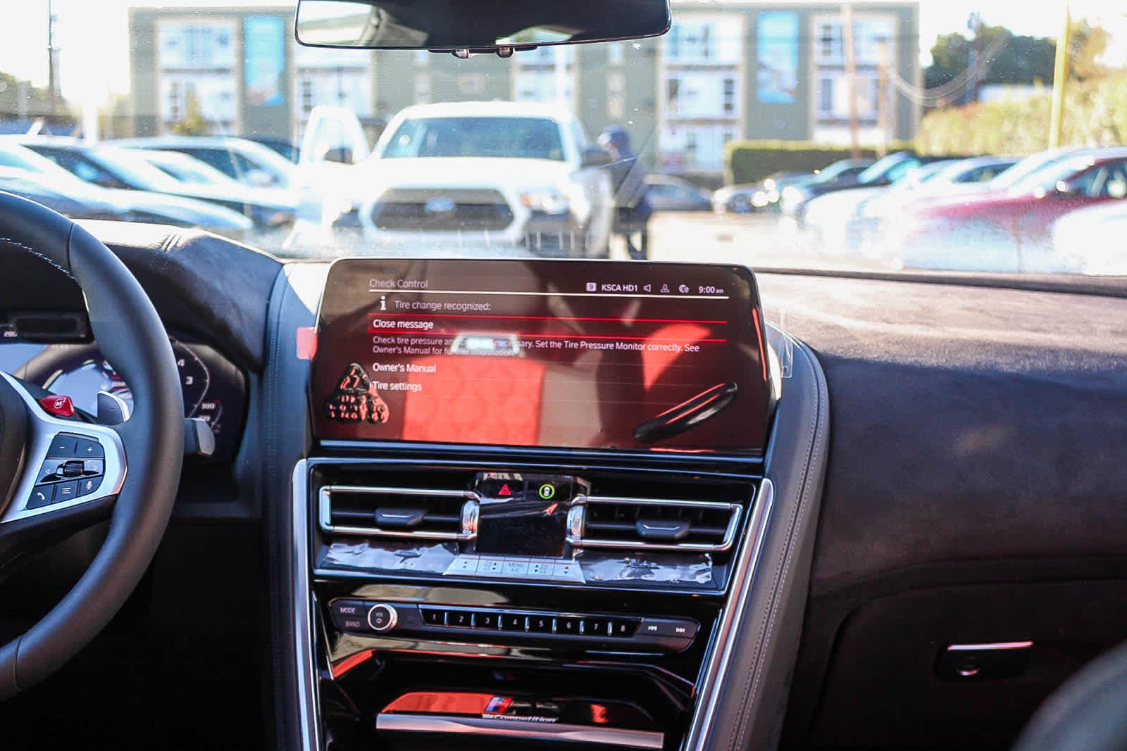 Thumbnail: 2025 BMW M8 - 13