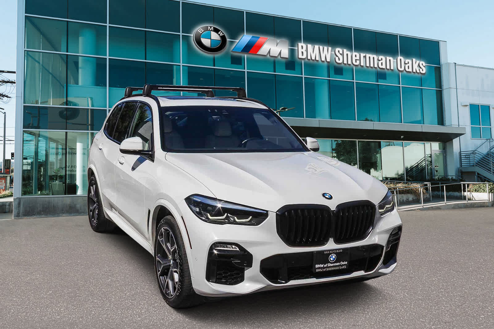 Thumbnail: 2021 BMW X5 - 3