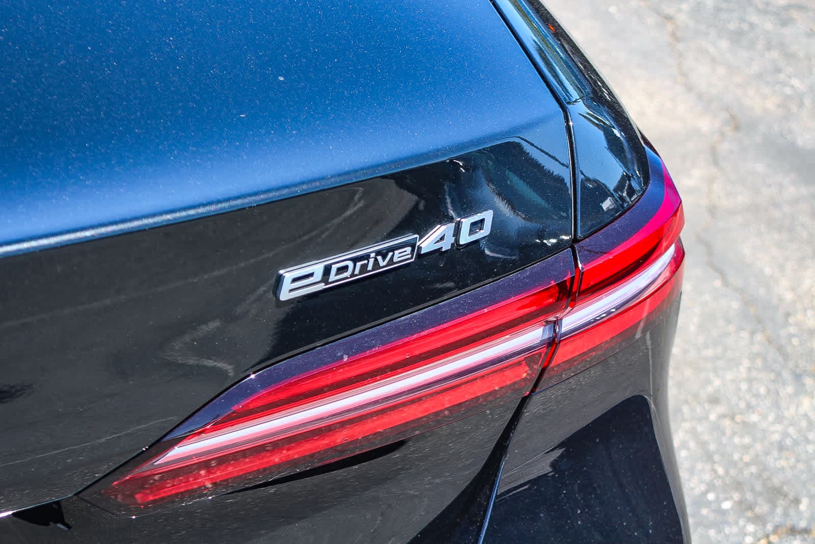 Thumbnail: 2026 BMW i5 - 25