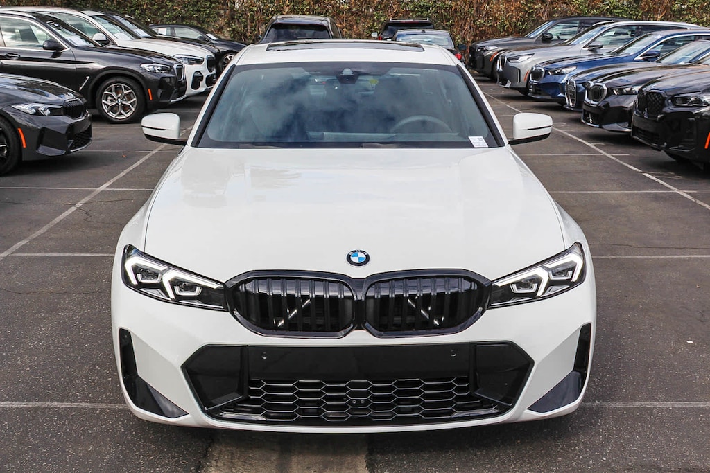 New 2026 BMW 330i NA Sedan