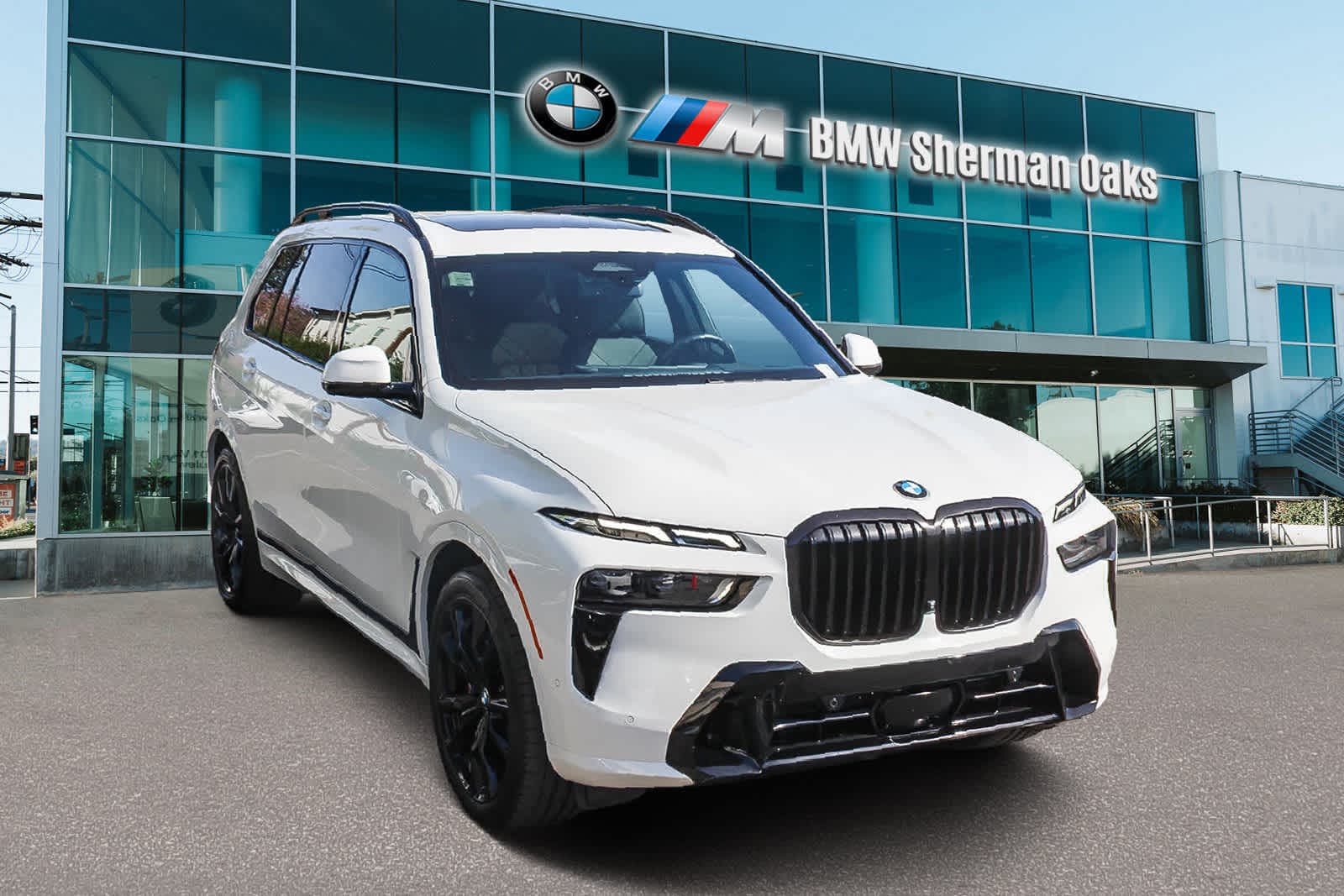 2023 BMW X7 xDrive40i photo 2